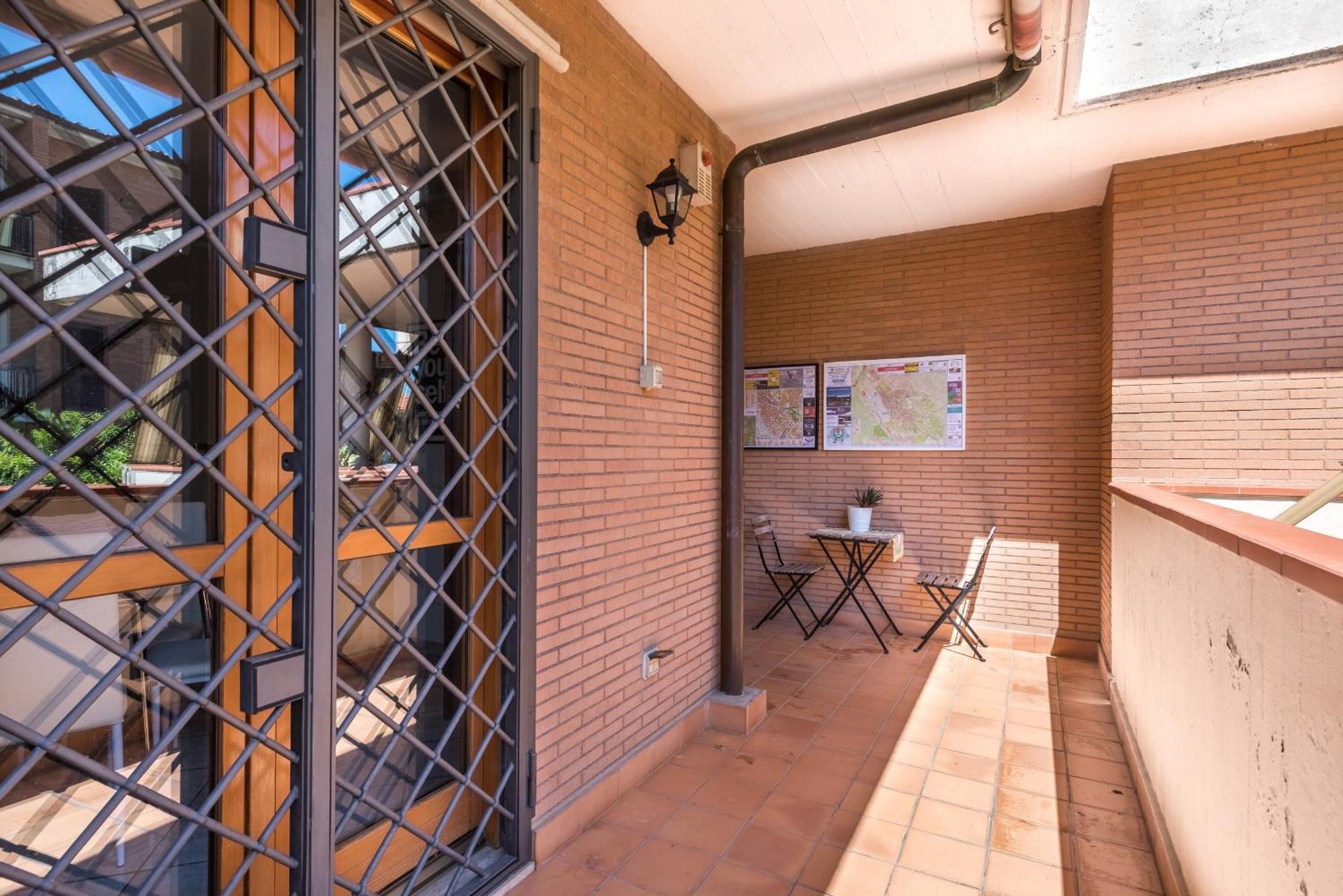 Travelershome Ciampino Suite Exterior foto